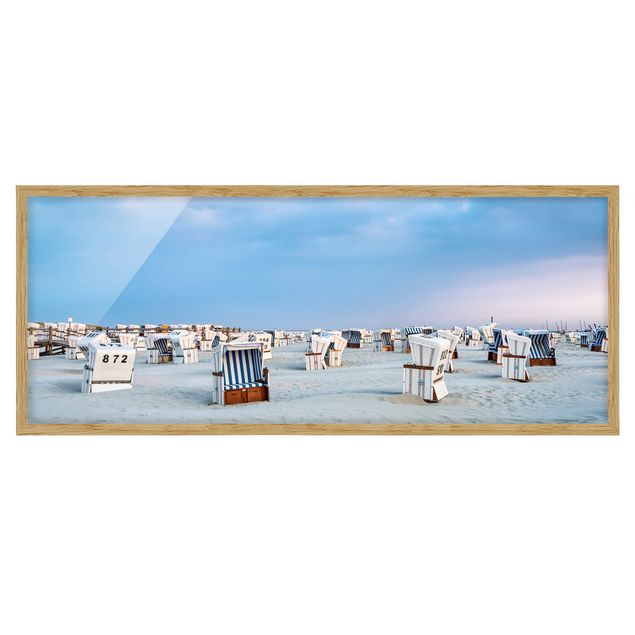 Obrazy w ramie do korytarzu Krzesła plażowe nad Morzem Północnym