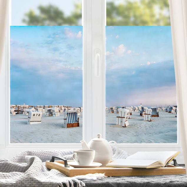 Folia okienna do salonu Leżaki na plaży nad Morzem Północnym
