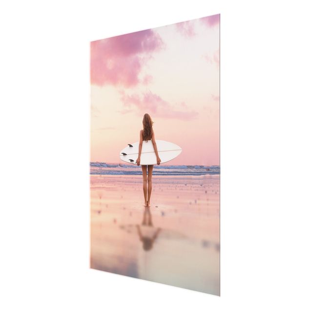 Obrazy morze Surfer Girl With Board At Sunset