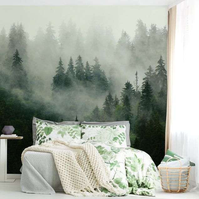 Tapety las Deep Green Fir Forest In The Fog