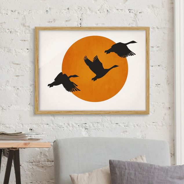 Obrazy w ramie krajobraz Ptaki na tle żółtego słońca